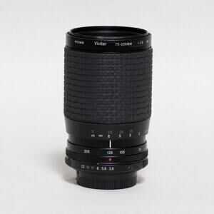 Vivitar 75-205mm f/3.8 MC Macro Focusing Zoom Lens Manual Focus Lens Caps/ UV